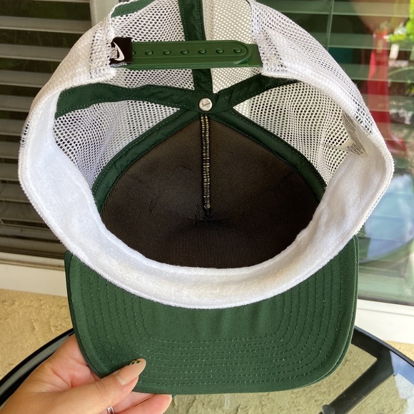 Nike Stranger Things Hawkins High Hat - Picture 5 of 5